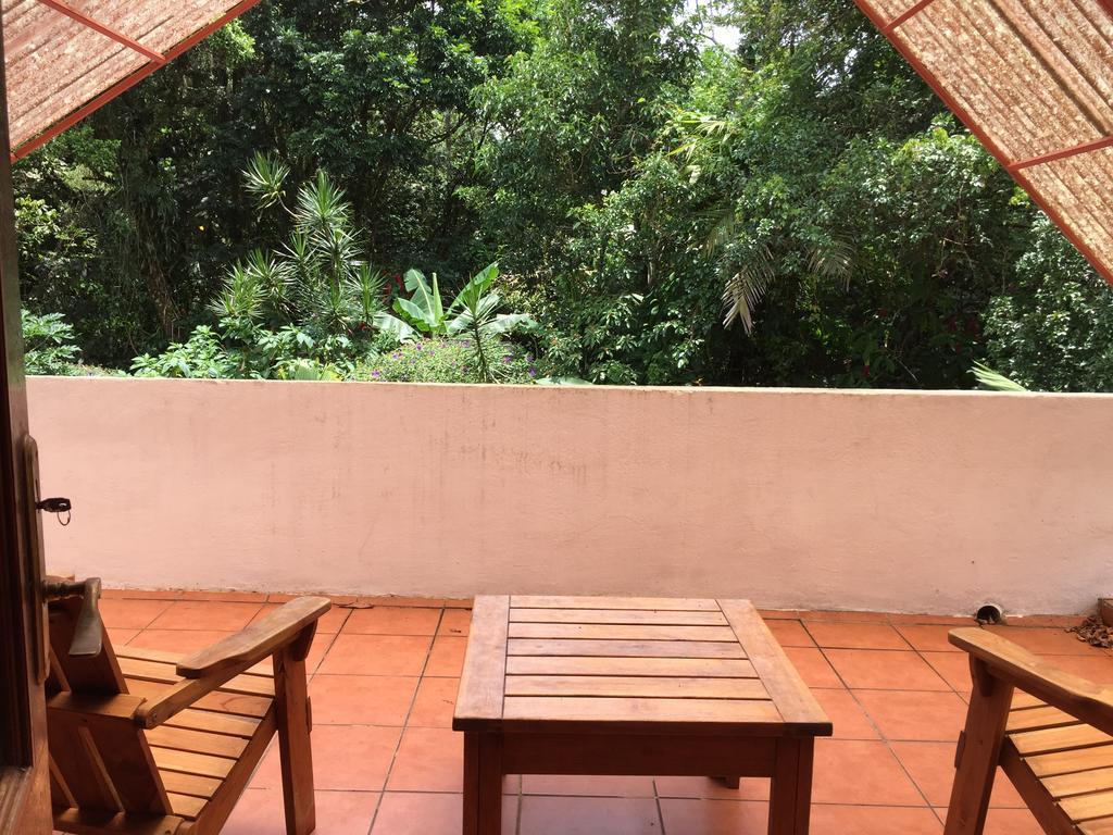 Chalet Nicholas Bed&Breakfast Nuevo Arenal Exterior foto