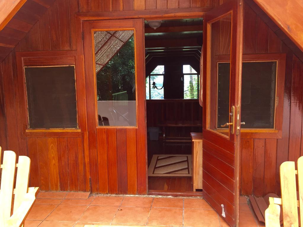 Chalet Nicholas Bed&Breakfast Nuevo Arenal Exterior foto